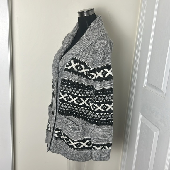 Sansara Wool Blend Aztec Pattern Button Closure Cardigan with Pockets Size L - Picture 3 of 10